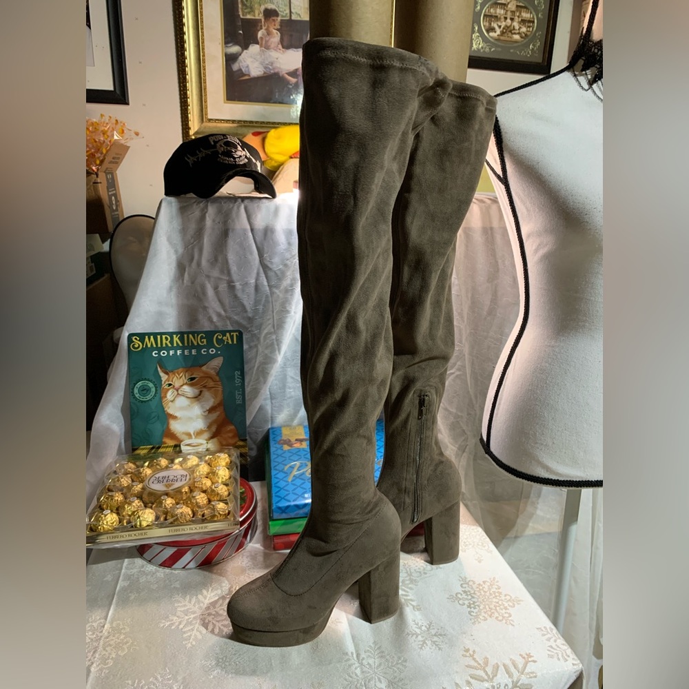 Mocha Latte Over the Knee Platform Boots